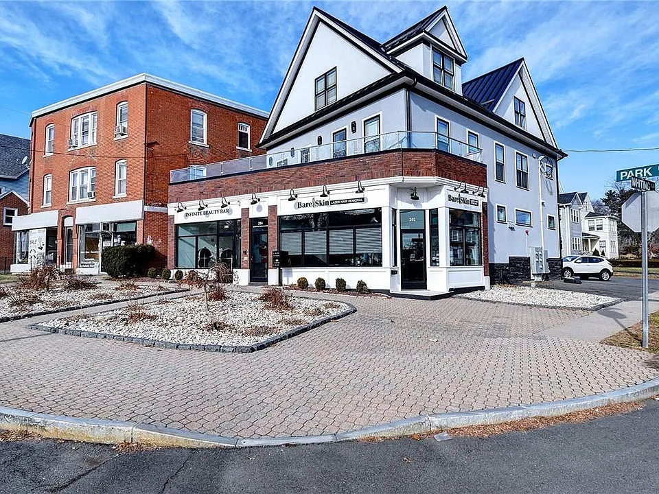 204 Park Rd #3