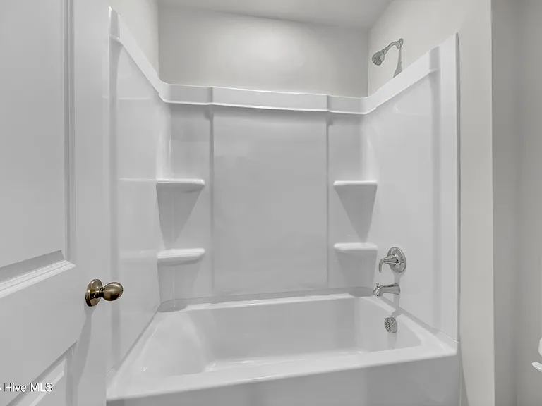 1095 Hanson Dr — Photo 20