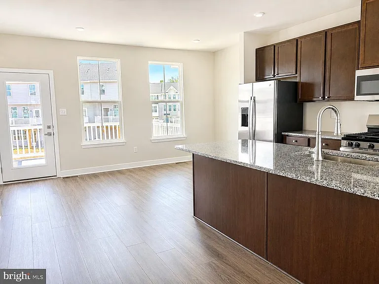 114 Spyglass Hill Dr — Photo 6