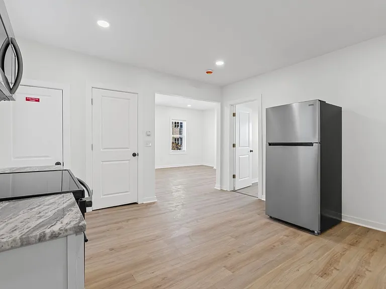 44 Paine St #44A — Photo 5