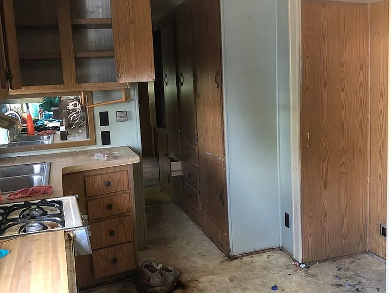 1004 N Stewart Rd #13 — Photo 3