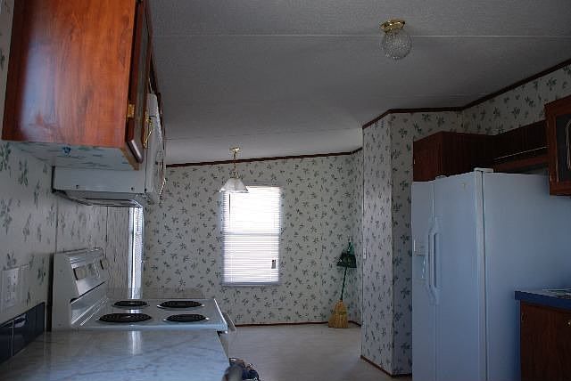 2nd image of 8627 Bragg Dr
