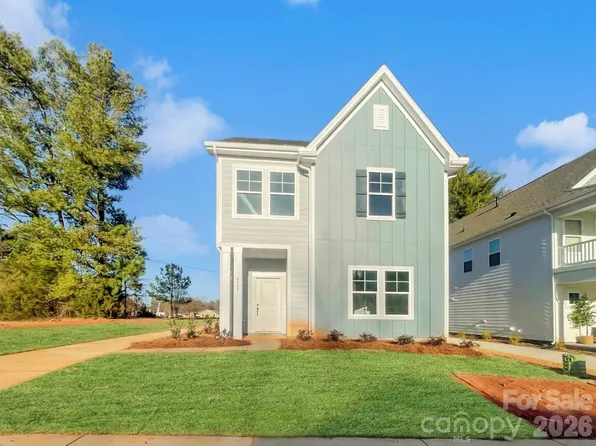 4009 Grommet Ct, Matthews, NC 28105