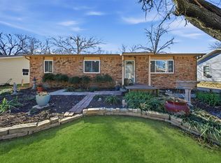 610 Walter Rd, Gainesville, TX 76240