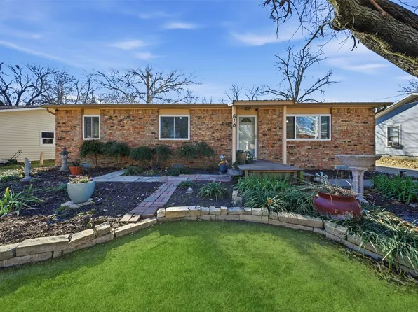 610 Walter Rd, Gainesville, TX 76240