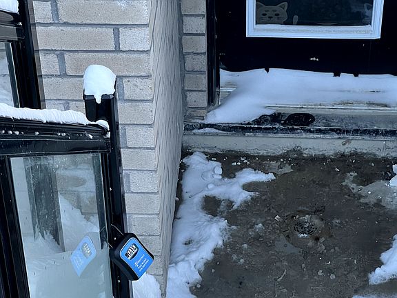 3rd image of 155 Tapscott Rd #9