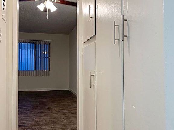 2nd image of 933 Wilcox Ave APT 5