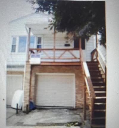2nd image of 102 Lombard St