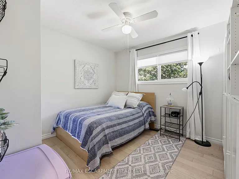52 Grand Ave — Photo 15