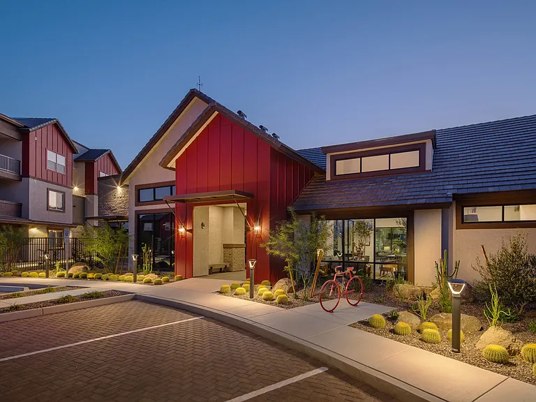 Weylyn Luxury Apartments — Photo 7