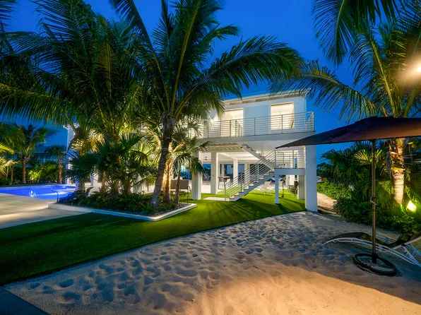 17129 Amberjack Ln, Sugarloaf Key, FL 33042