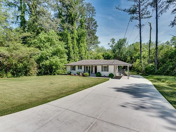 3rd image of 2319 Hunting Valley Dr