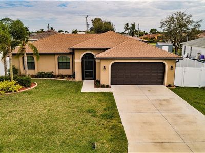 132 SE 4th Terrace Cpe, Coral, FL, 33990