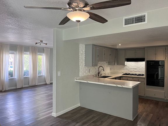 4th image of 3369 Medina Ct