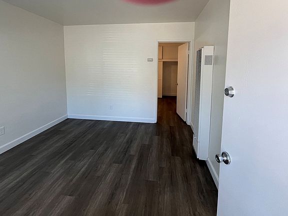 2nd image of 3512-3532 Del Rey St #3518