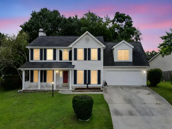 103 Retriever Ln, Goose Creek, SC 29445