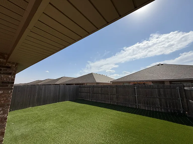 2110 Kokomo Ave — Photo 9