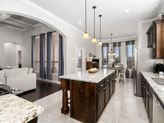 5th image of 3124 Bella Lago Dr