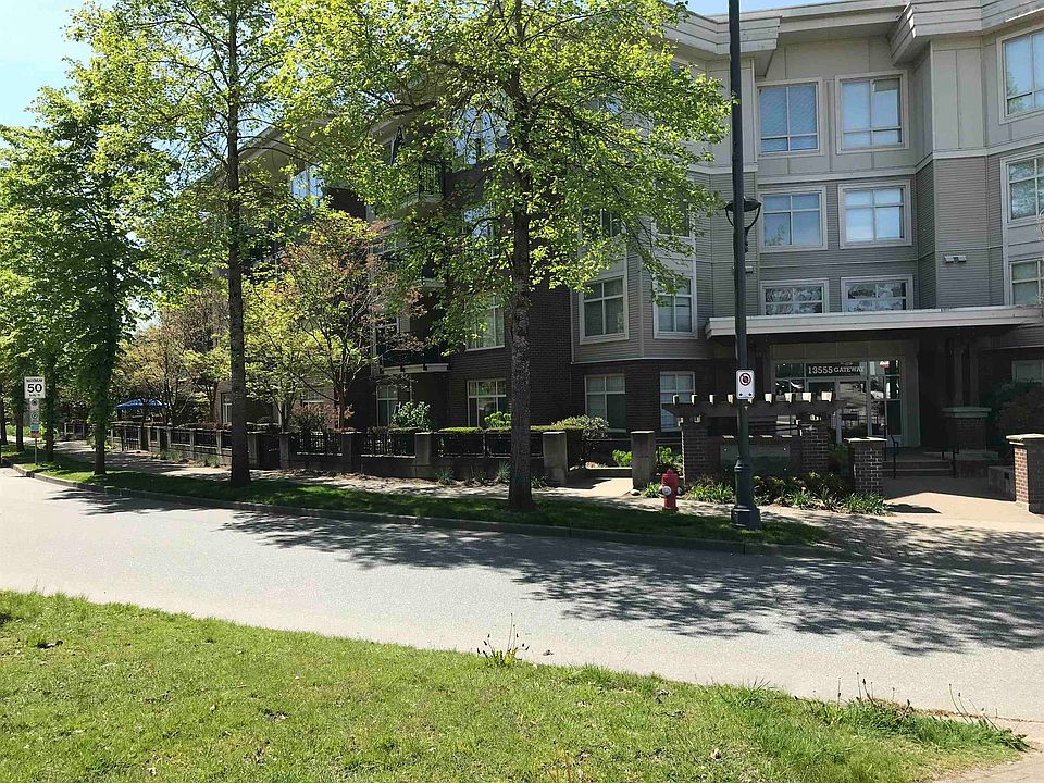 1st image of 13555 Gateway Dr #305
