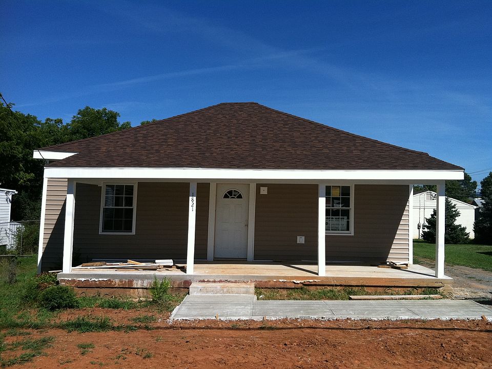 1st image of 1821 2nd St