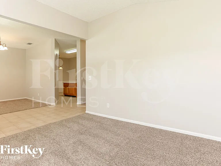 2563 Watermill Dr — Photo 5