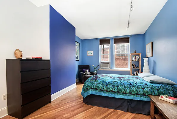 Sold by Compass | media 3