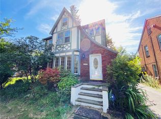 3630 Bainbridge Rd, Cleveland Heights, OH 44118