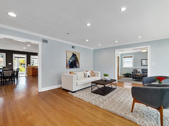5th image of 441 N Waiola Ave