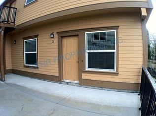 6037 SE Stark St APT 3, Portland, OR