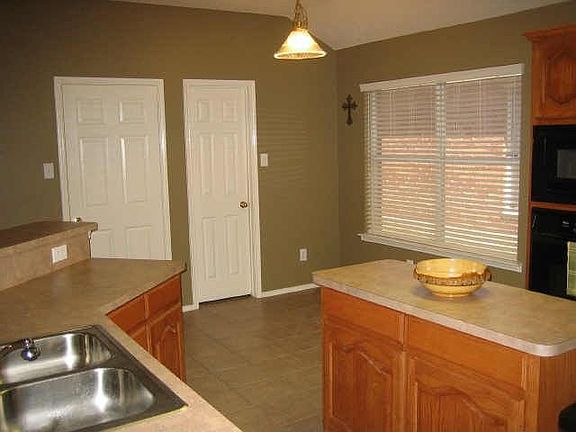 4th image of 5600 Flowerwood Ln