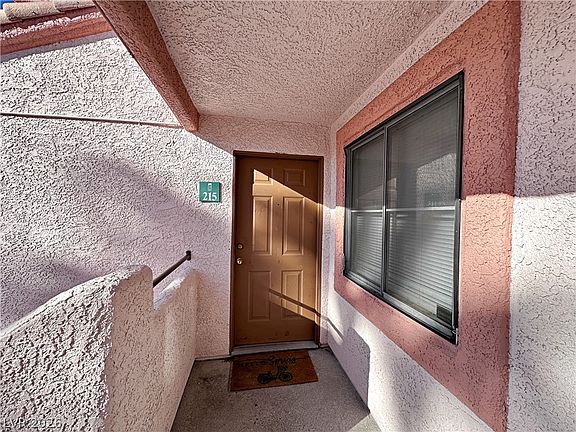 3rd image of 7570 W Flamingo Rd Unit 215