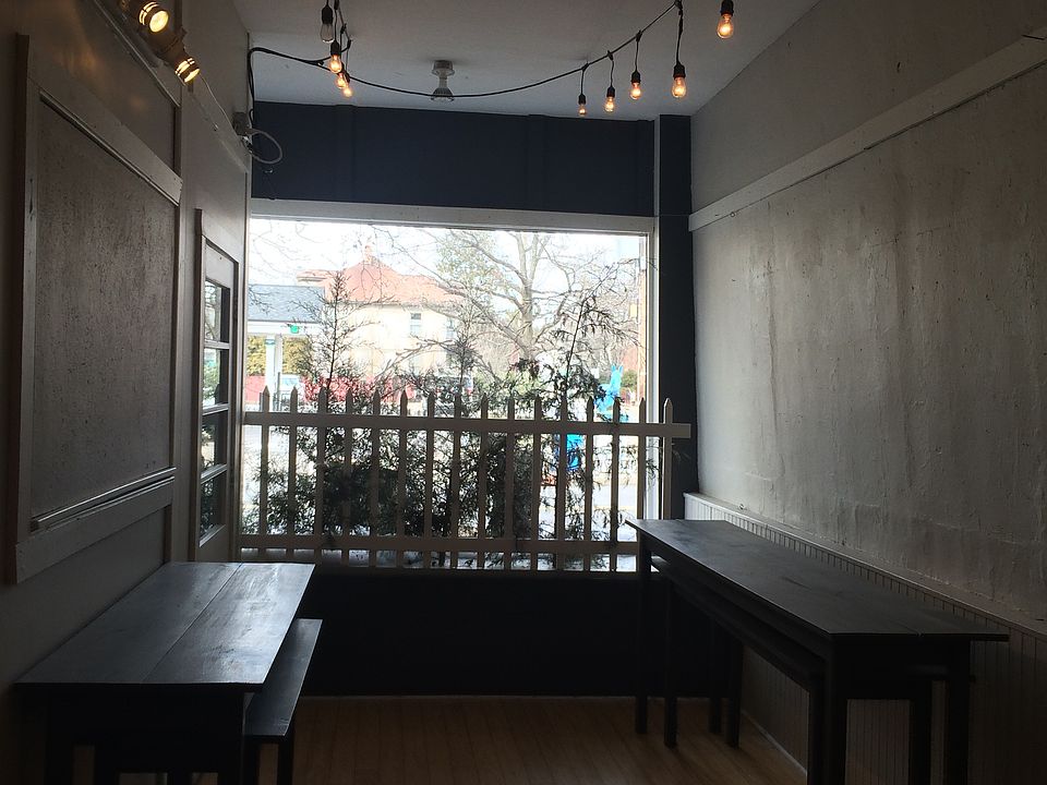 2nd image of 24 Bridge St