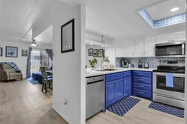 104 E Parade Dr #22 — Photo 5
