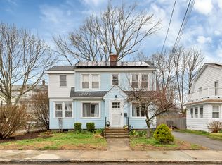 153 Thames St, New London, CT 06320