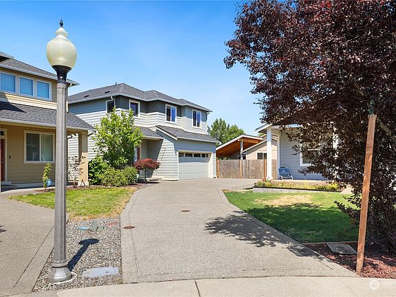 2nd image of 20516 7th Avenue Ct E