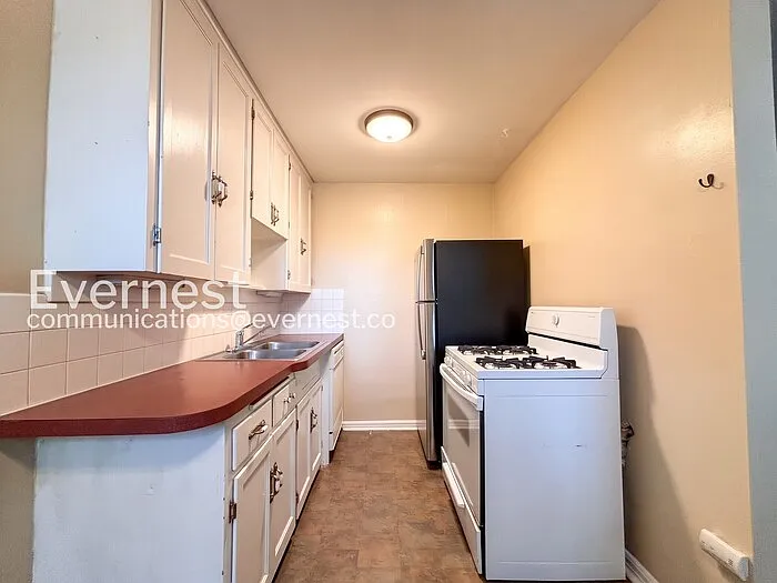 1 bed, 1.0 bath, 550 sqft, $1,450 — Photo 4