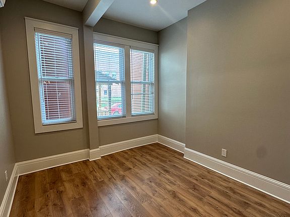 2nd image of 3805 Franklin Blvd APT 1