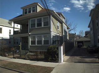 32 Gallatin St, Providence, RI 02907