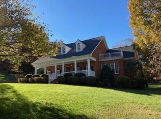 909 Ridgestone Trl, Chattanooga, TN 37421