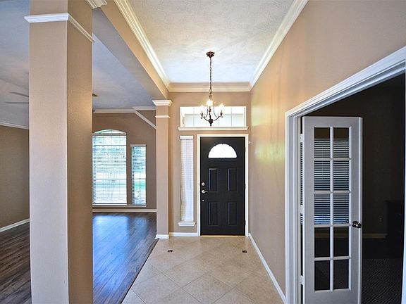 3rd image of 4614 Rainbow Valley Ct