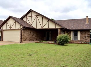 11817 SW 4th Ter, Yukon, OK 73099