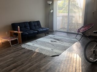 905 Coolidge Rd #3, Lansing, MI 48912