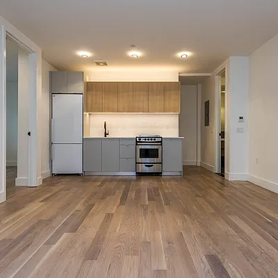 Rented by Nooklyn NYC LLC | media 86