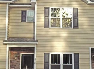 513 N Green St, Holly Ridge, NC 28445