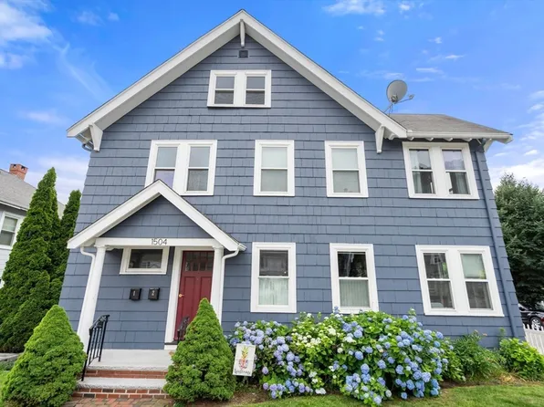 1504 Centre St #1, Roslindale, MA 02131