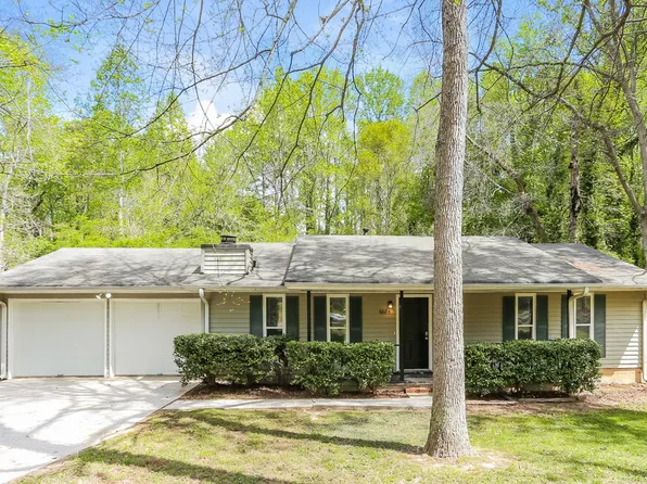 6684 Judy Ln, Riverdale, GA 30296