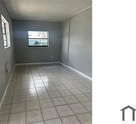 17720 NW 14th Pl #REAR — Photo 5