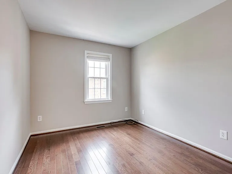 Upper level bedroom #2