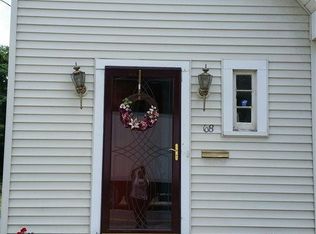 68 N Main St, Ellenville, NY 12428