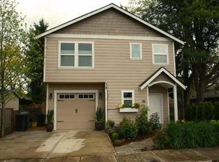 210 S Knott St, Canby, OR 97013